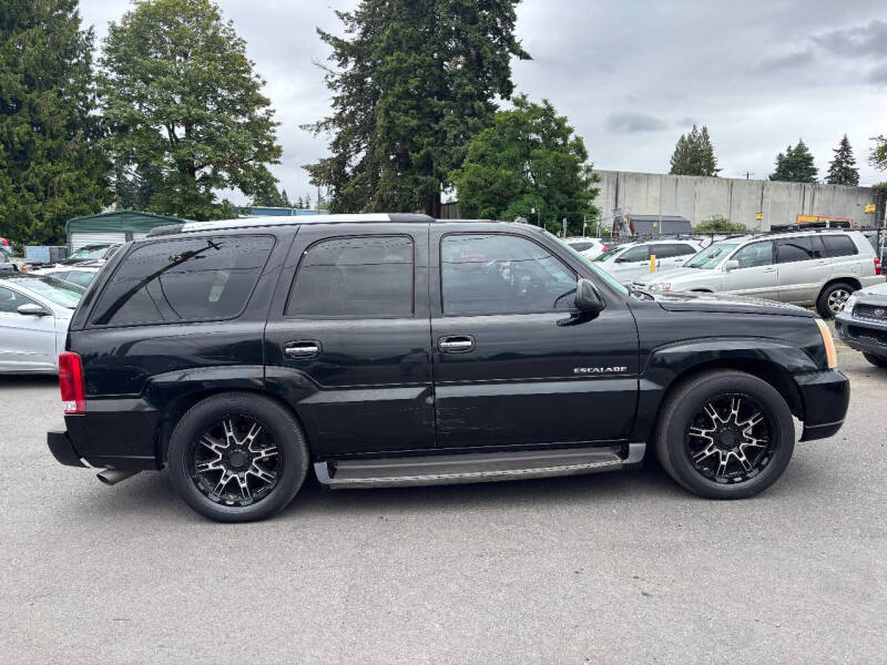 2004 Cadillac Escalade