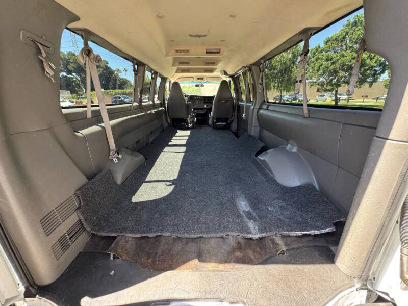 2017 Chevrolet Express LT 3500