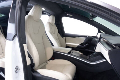 2022 Tesla Model X Plaid