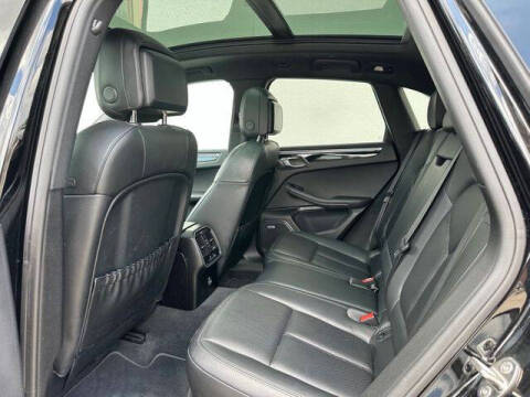 2018 Porsche Macan