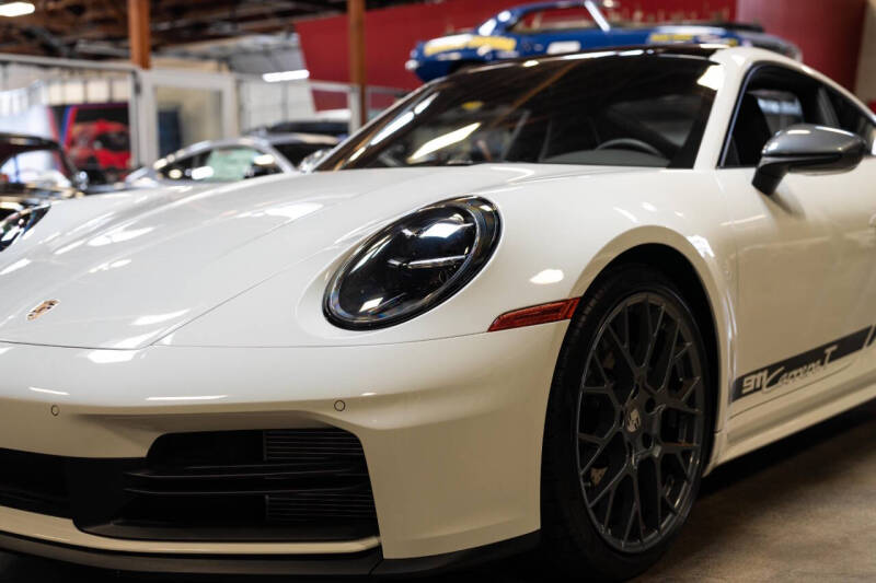 2025 Porsche 911 Carrera T