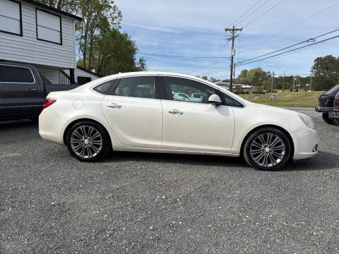 2012 Buick Verano Leather Group