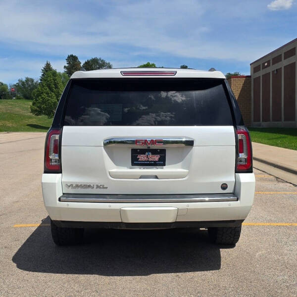 2016 GMC Yukon XL Denali
