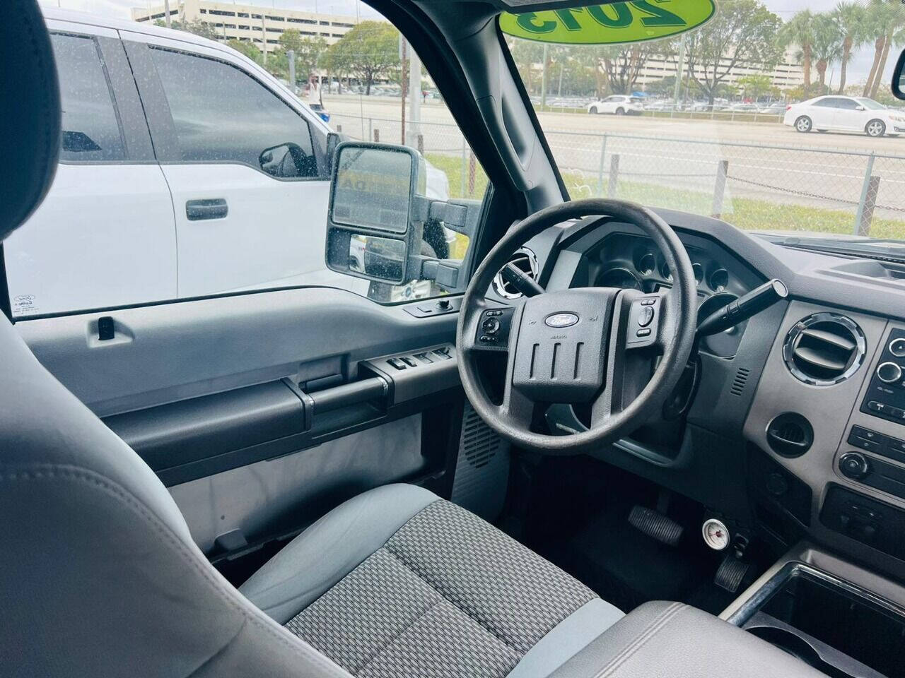 2013 Ford F-350 Super Duty  - $27,950