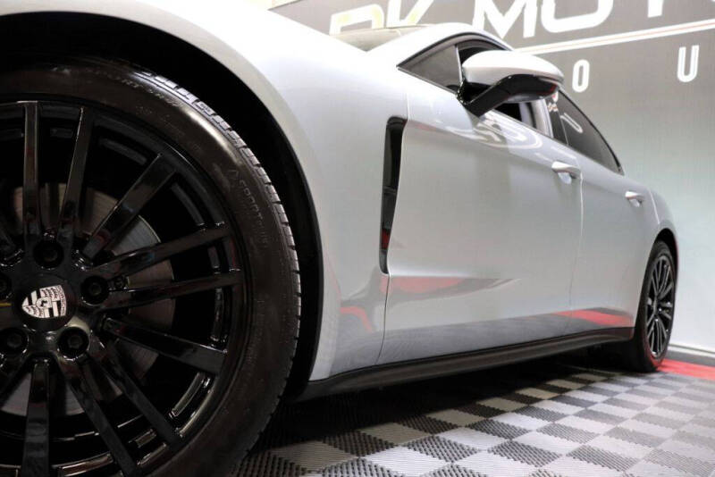 2019 Porsche Panamera 4