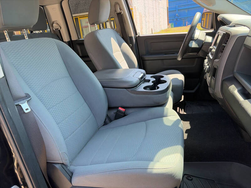 2017 RAM 1500 Express