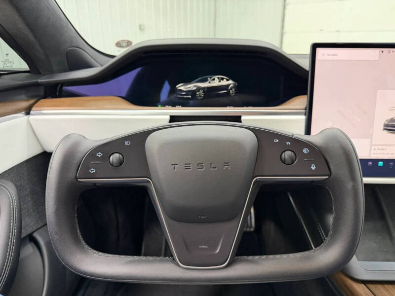 2023 Tesla Model S Standard Range