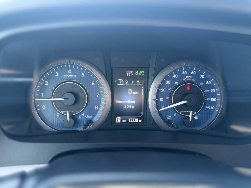 2020 Toyota Sienna XLE 8-Passenger
