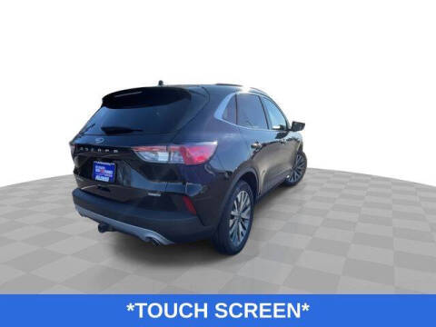 2022 Ford Escape Hybrid Titanium