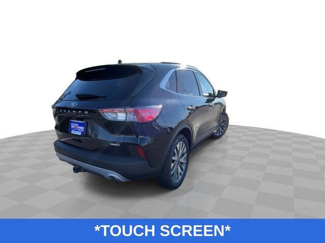 2022 Ford Escape Hybrid Titanium