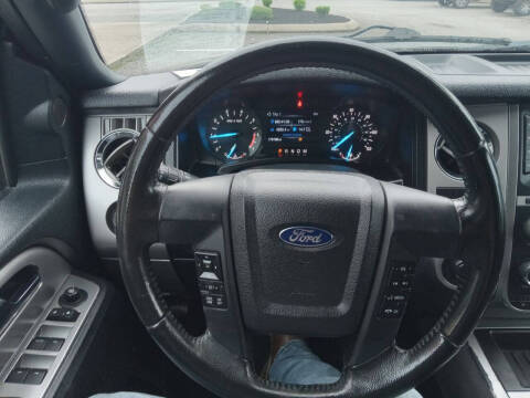 2017 Ford Expedition EL XLT