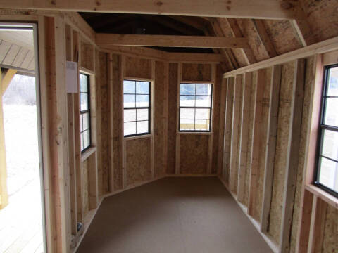 12 x 24 lofted barn w/ deluxe playhouse pkg