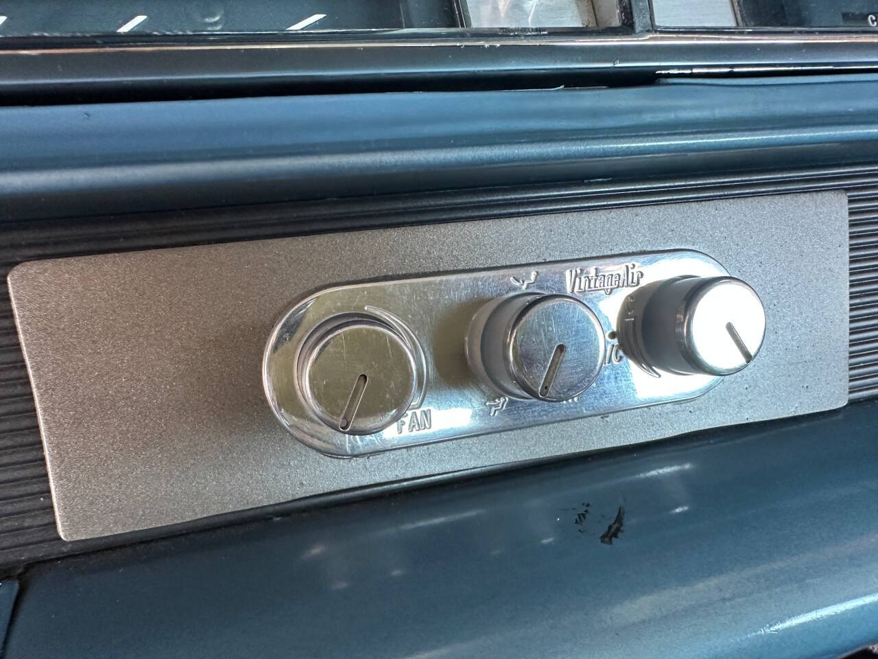 1963 Oldsmobile 98 32