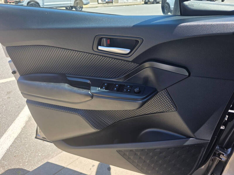 2019 Toyota C-HR LE