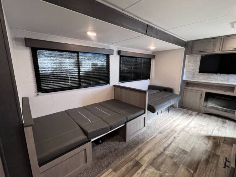 2022 Coleman Lantern