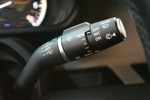 2023 Land Rover Defender 110 X-Dynamic SE