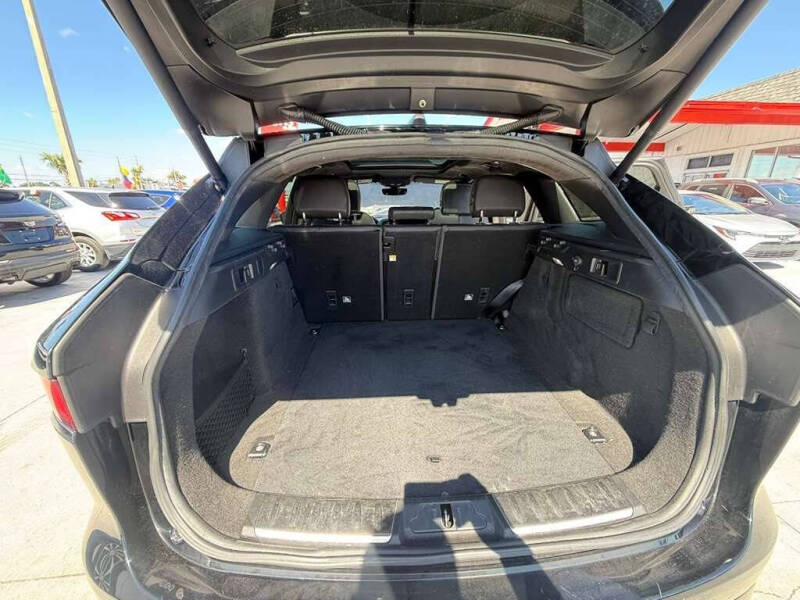 2020 Jaguar F-PACE S