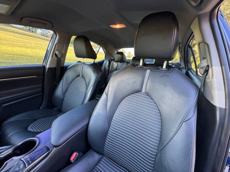 2024 Toyota Camry SE Nightshade