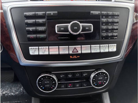 2015 Mercedes-Benz GL-Class GL 550 4MATIC