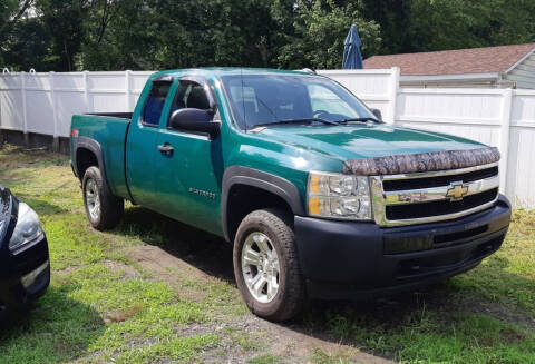 2011 Chevrolet Silverado 1500 for sale at MMM786 Inc in Plains PA