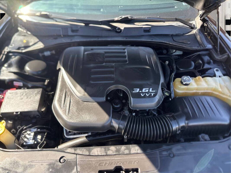 2016 Dodge Charger SXT