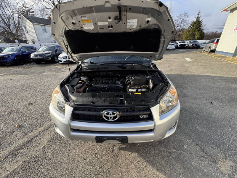 2009 Toyota RAV4 Sport