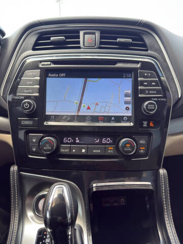 2017 Nissan Maxima