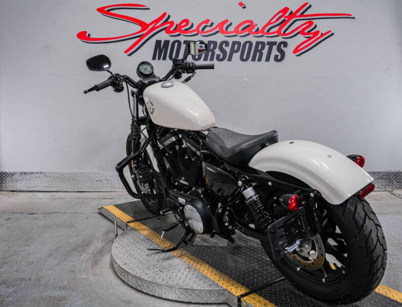 2022 Harley-Davidson Iron 883