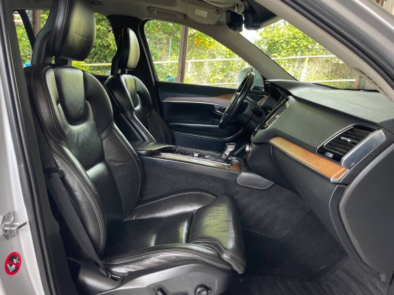 2017 Volvo XC90 T6 Inscription