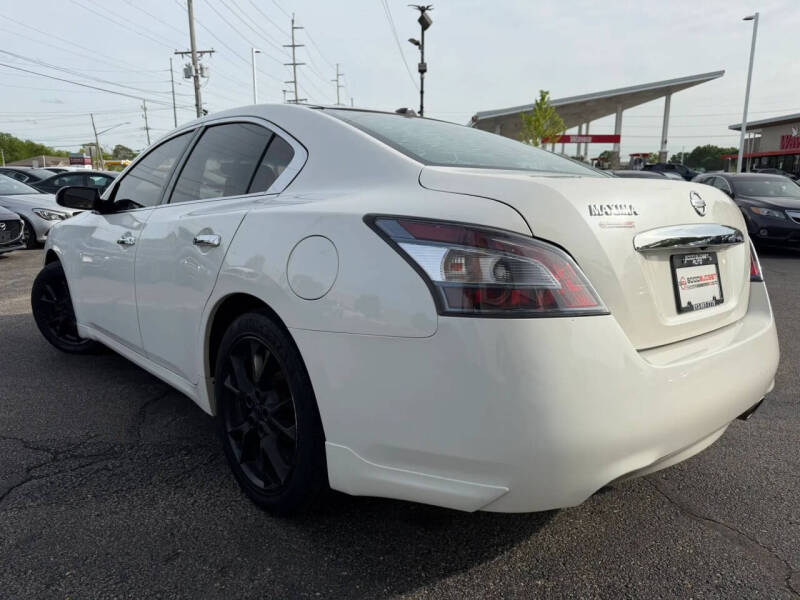 2012 Nissan Maxima
