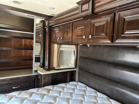 2016 Freightliner XCR Chassis