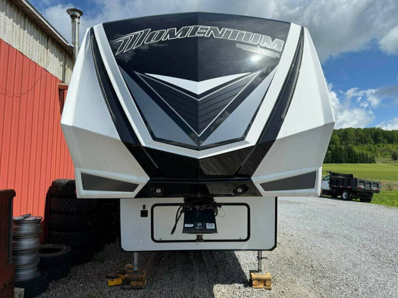 2020 Grand Design RV Momentum