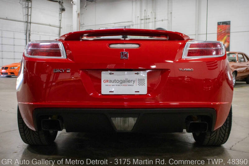 2009 Saturn SKY Red Line