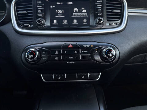 2018 Kia Sorento LX