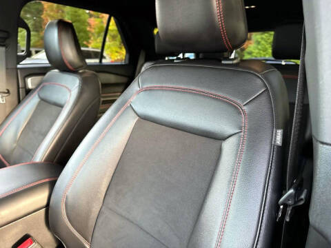 2024 Ford Explorer ST-Line