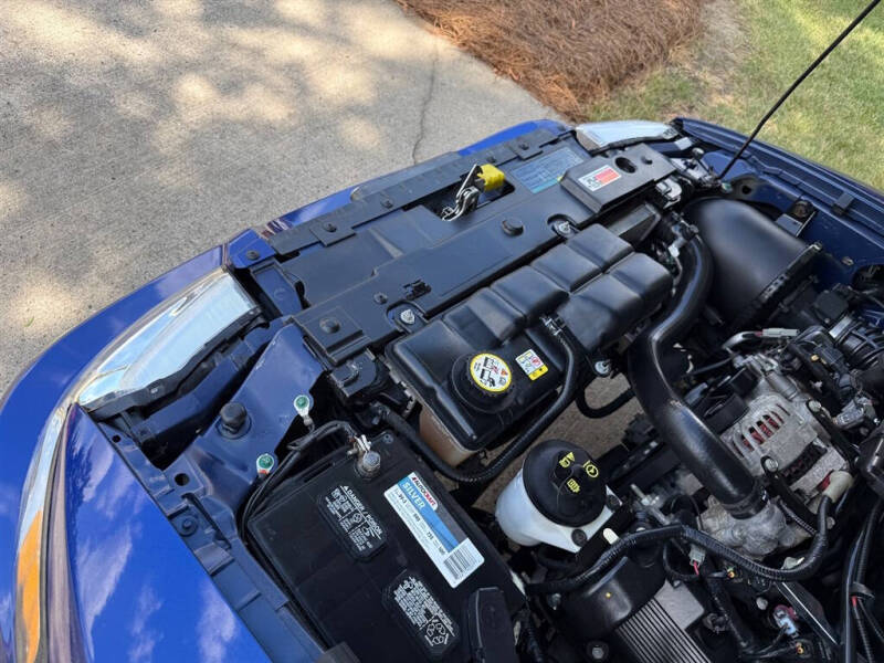 2004 Ford Mustang GT Deluxe