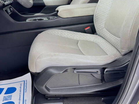 2023 Honda Pilot LX