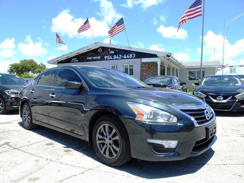 2015 Nissan Altima for sale at One Vision Auto in Hollywood FL