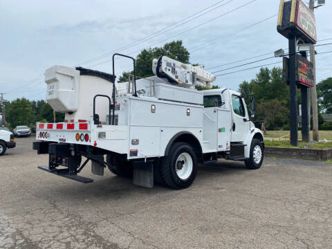 2015 Freightliner M2 106
