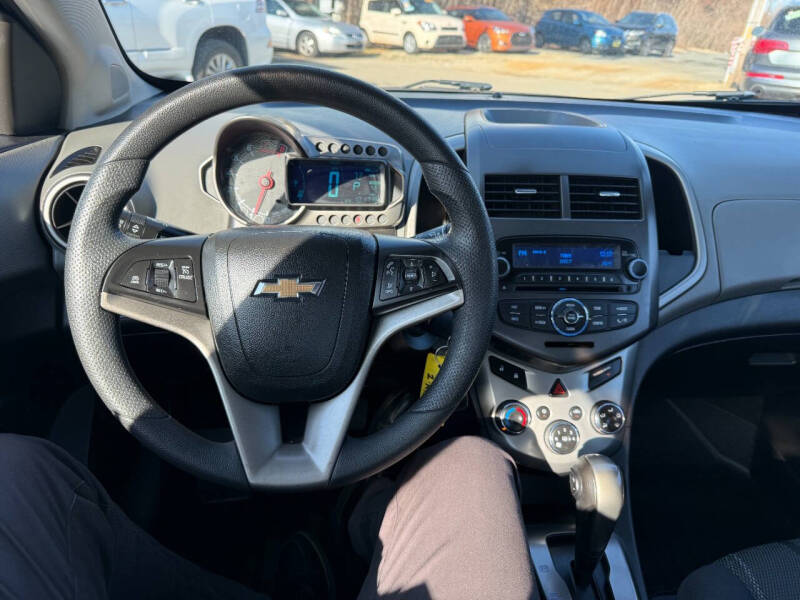 2015 Chevrolet Sonic LT Auto