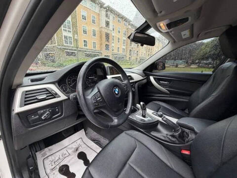 2014 BMW 3 Series 320i