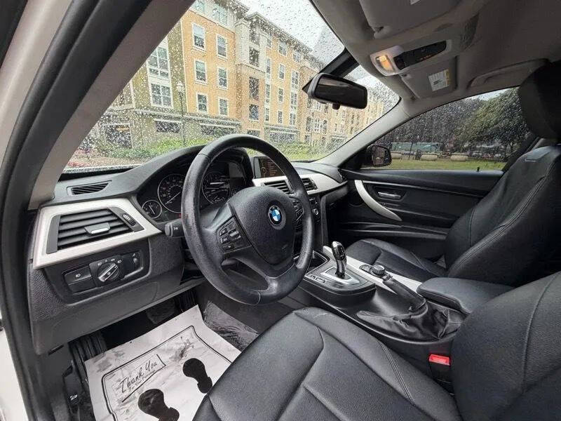 2014 BMW 3 Series 320i