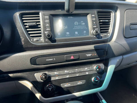2020 Kia Sedona