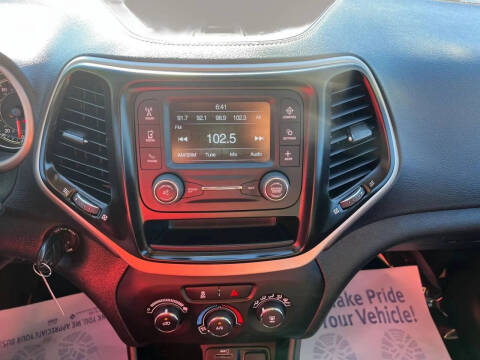 2017 Jeep Cherokee
