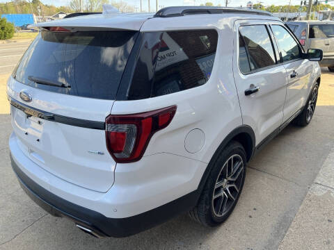 2016 Ford Explorer Sport