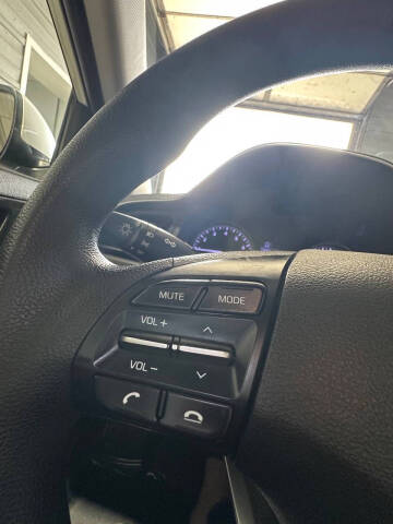 2019 Hyundai Elantra