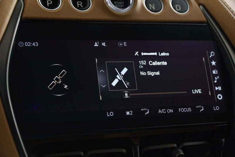 2023 Aston Martin DBX 707