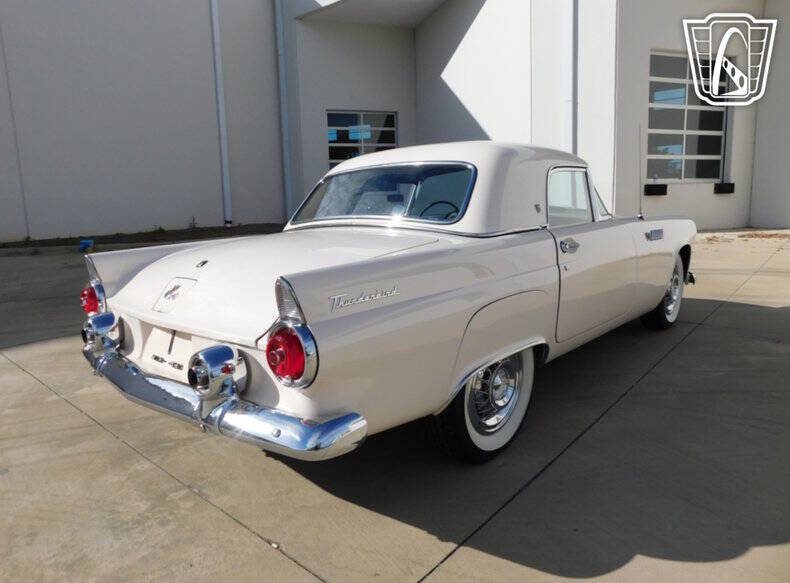 1955 Ford Thunderbird