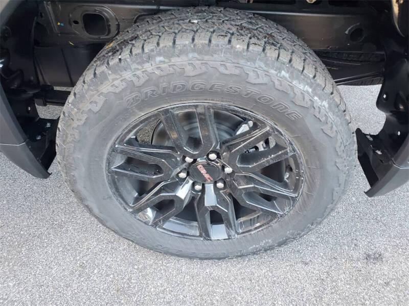 2026 GMC Sierra 1500 Elevation Standard