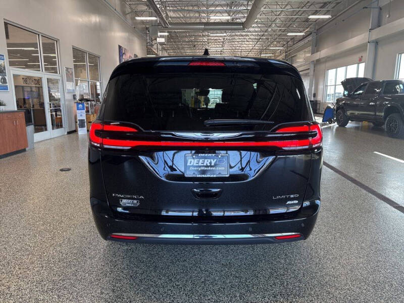 2026 Chrysler Pacifica Limited